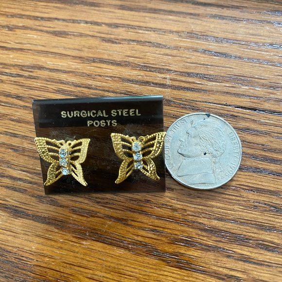 Women’s or girls butterfly pierced earrings goldstone with surgical steel posts - Picture 2 of 4